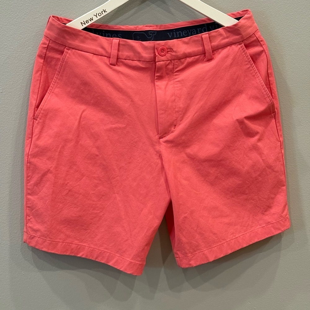 VINEYARD VINES 8" Performance Breaker Shorts Men's Size 32 Lobster Ree - Picture 3 of 13